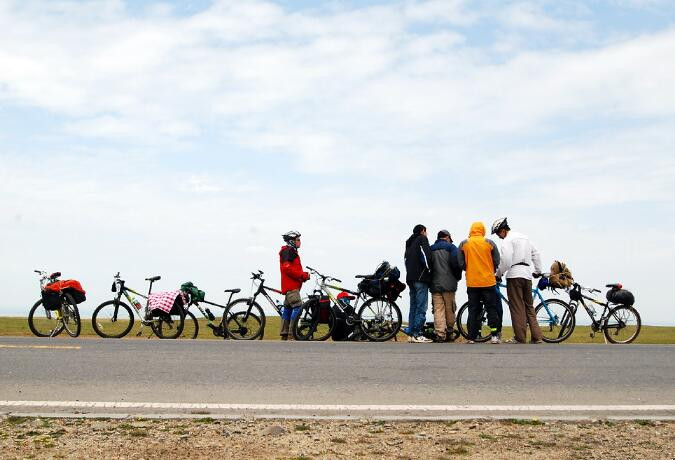 7 Day Biking around Holy Qinghai Lake