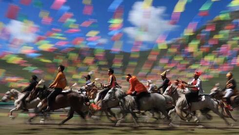 Qinghai Yushu Horse Racing Festival Experience