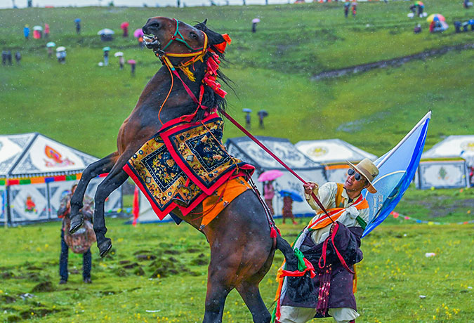  11 Days Litang Horse Racing Festival